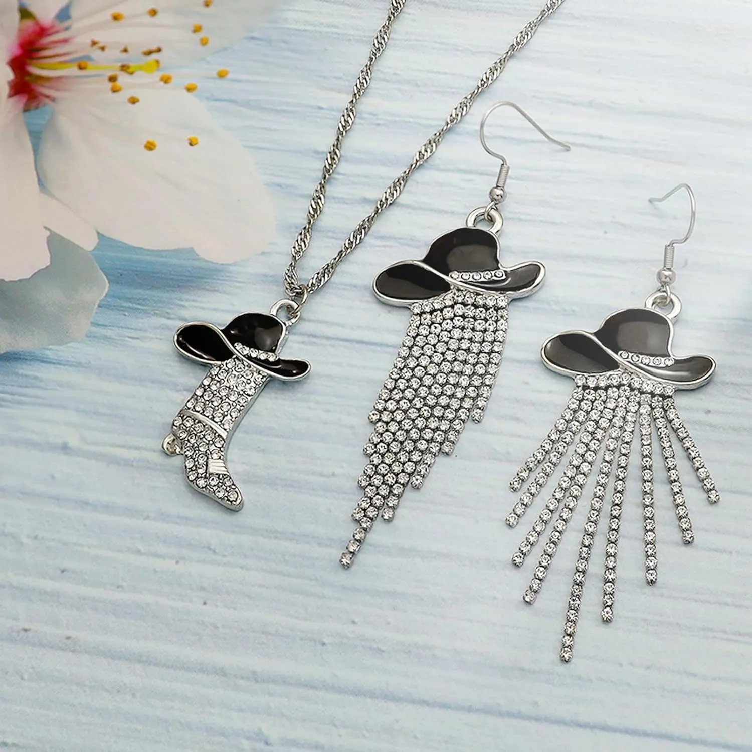 2pcs Western Earrings Necklace Jewelry Set,Sparkly Rhinestone Tassels Cowgirl Earrings Crystal Boots with Enamel Cowboy Hat Pendant Necklac for Women,Wild West Country Rustic Style