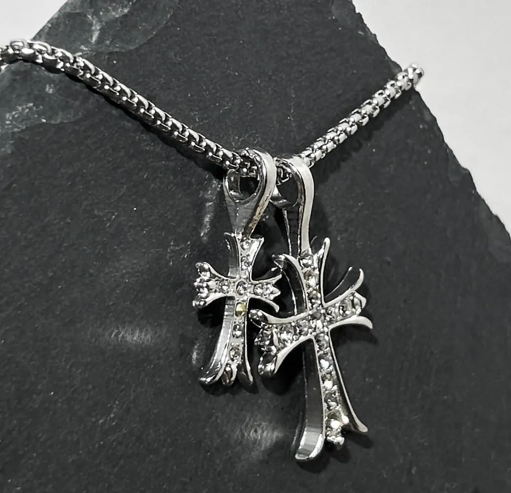 Gothic Double Cross Necklace Silver Plated Goth Vintage Necklace Y2K Long Dainty Cross Choker Necklace for Women Men Silver Non Tarnish Chrome Punk Heart Chain Link 2000s Jewelry