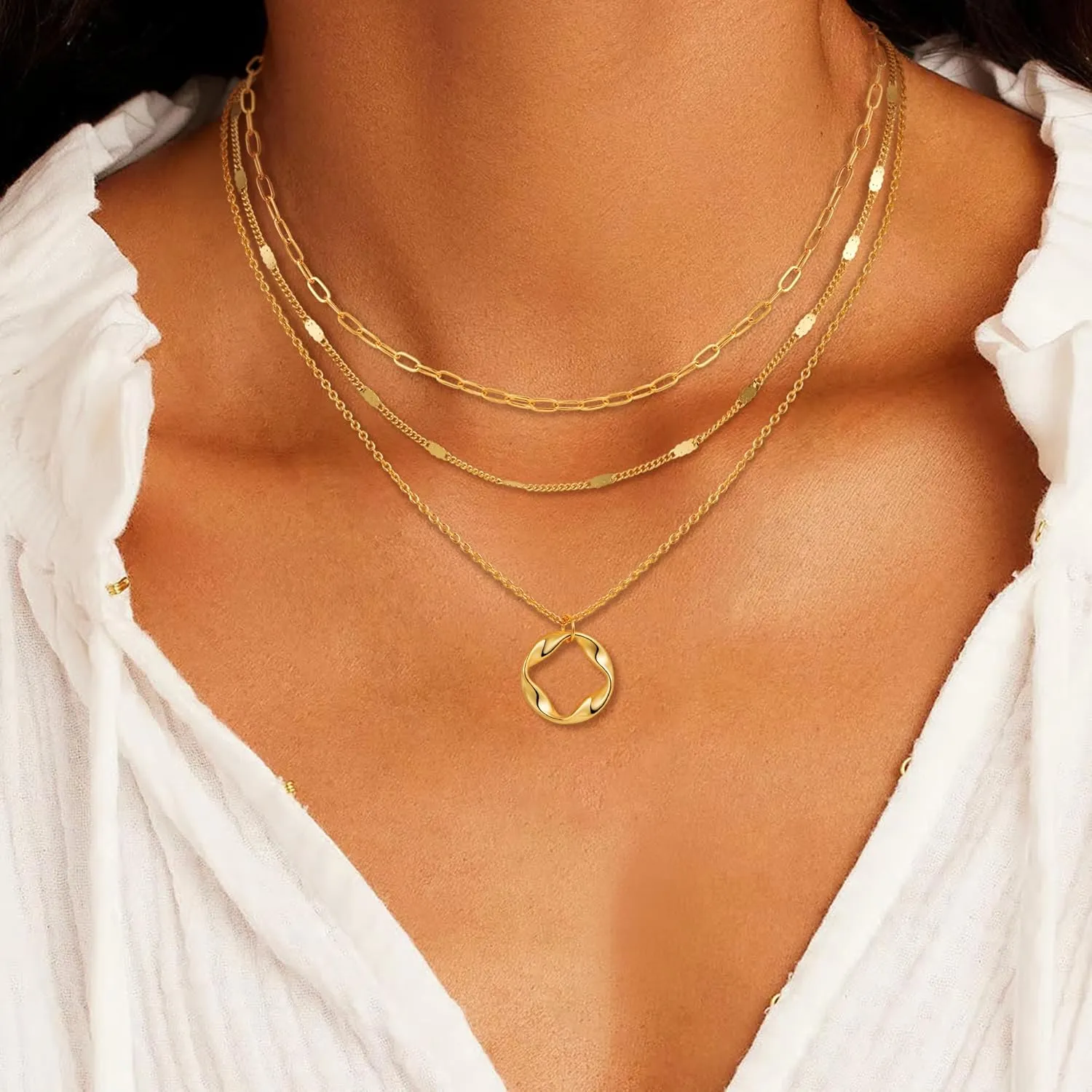 Layered Gold Necklaces for Women, 18K Real Gold Plated Gold Layered Disc Circle Pearl Pendant Necklace Choker Necklace Set Jewelry Gifts for Women
