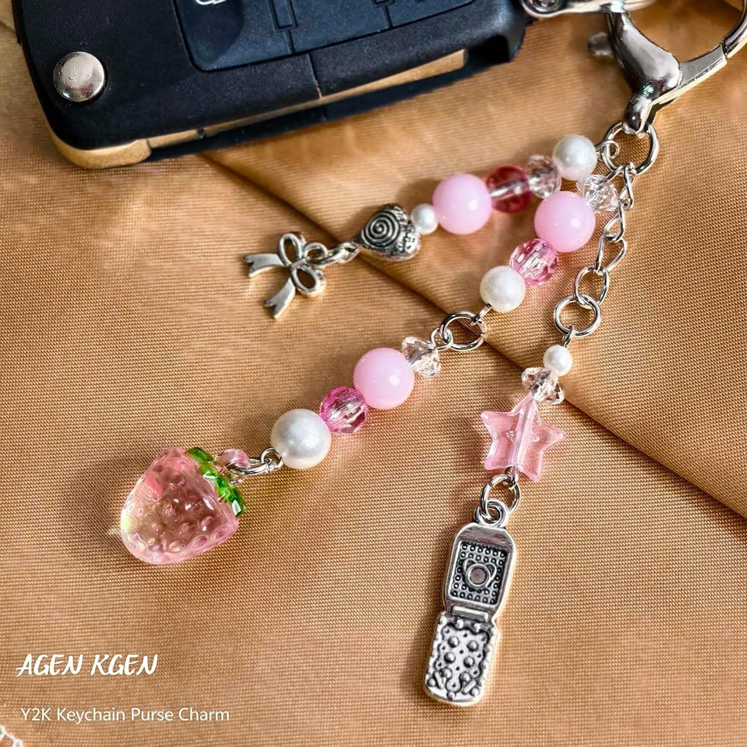 Novelty keychains Aesthetic Y2K Keychain Charms Stylish Keychains Accessories for Women Bag Purse Gifts