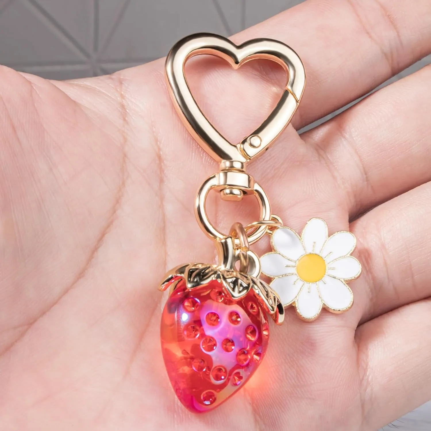 Wikavanli Cute Strawberry Keychain,Bag Charms,Kawaii Heart Flower Daisy Key chains Accessories Decor for Women Girls Purse